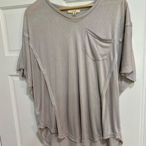 Easel Brand Top with Pocket